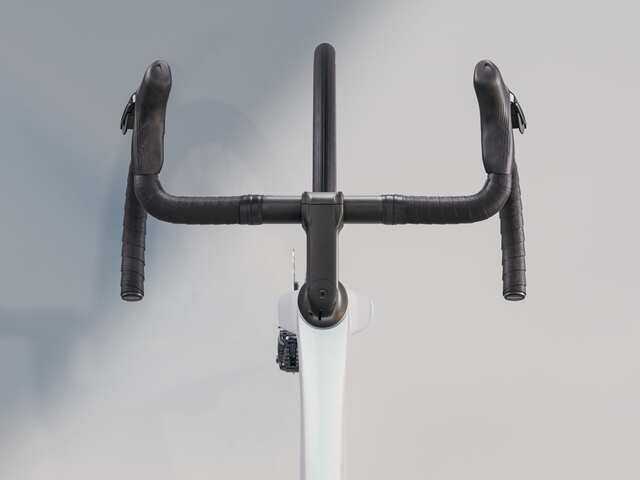 Trek Madone SL6 - Gen 8 - 105 Di2 M/L White Prismatic 