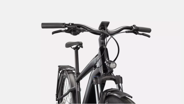 Specialized Vado 3.0 Cast Black / Silver Reflective 