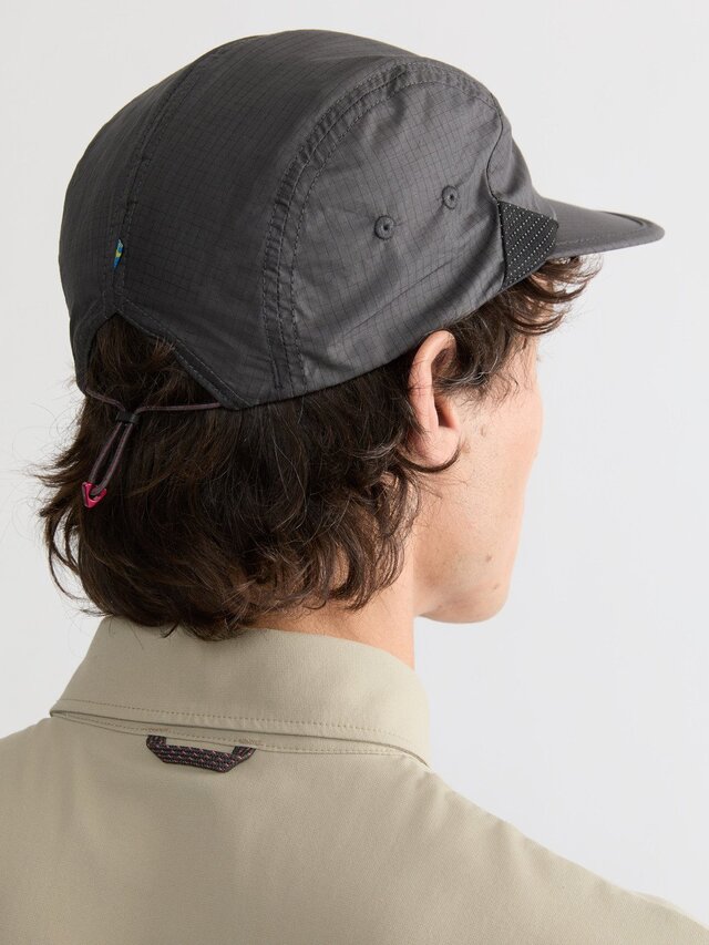 Klättermusen Ansur Cap Raven Black - One Size 