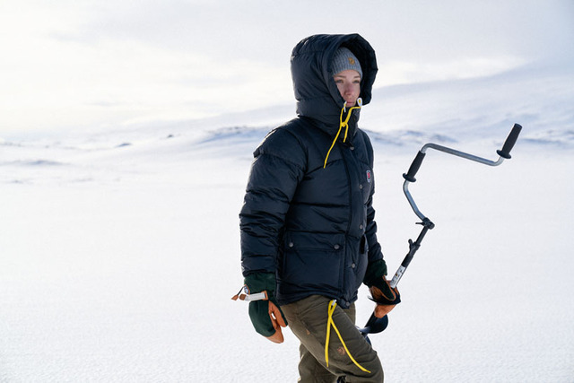 Fjällräven Expedition Down Lite Jacket S Dame / Farge: 560 Navy 