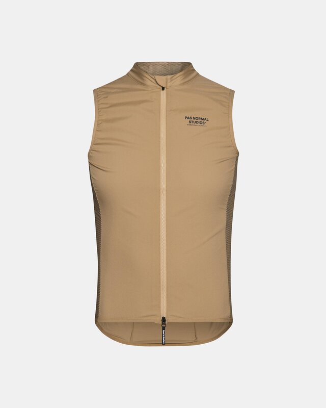 Pas Normal Studios Woman&#39;s Mechanism Stow Away Gilet Camel