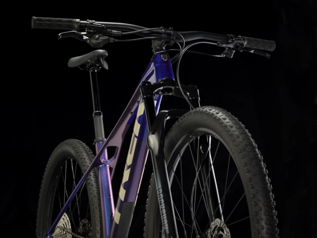 Trek Procaliber 9.5 Gen 3 - M Purple Flip/Hex Blue 