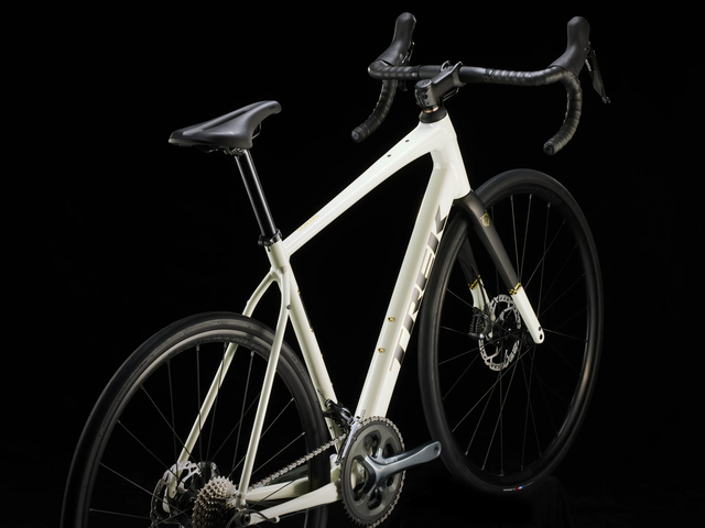 Trek Domane AL 4 Gen 4 - 52 Era White 