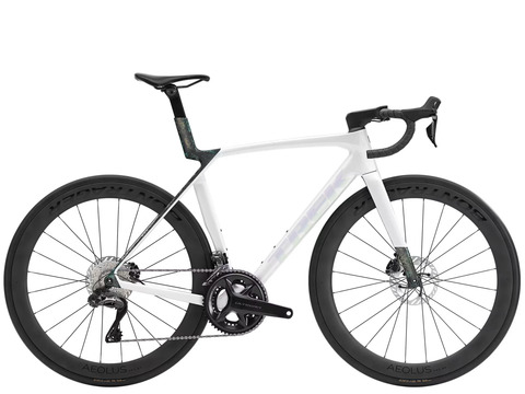 Trek Madone SL 7 Gen 8 - Ultegra Di2 Gloss Crystal White/Matte Deep Smoke