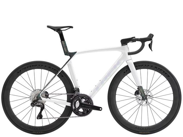 Trek Madone SL 7 Gen 8 - Ultegra Di2 XL Gloss Crystal White/Matte Deep Smoke 