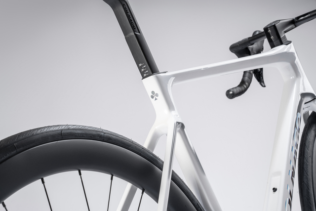 Colnago V4 105 Di2 455 Gloss Whitel/Chrome 