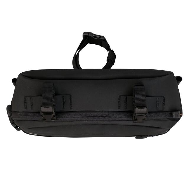 Rapha Bar Bag - Black A rainproof handlebar bag 