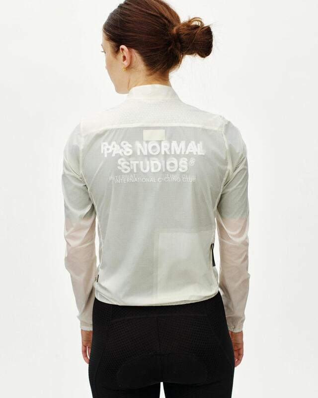 Pas Normal Studios Womens Essential M Insulated Jacket - Off White 