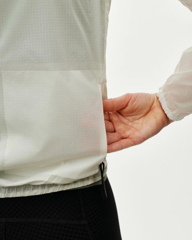 Pas Normal Studios Womens Essential M Insulated Jacket - Off White 