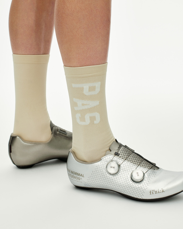 Pas Normal Studios PAS Race Socks L Cream 