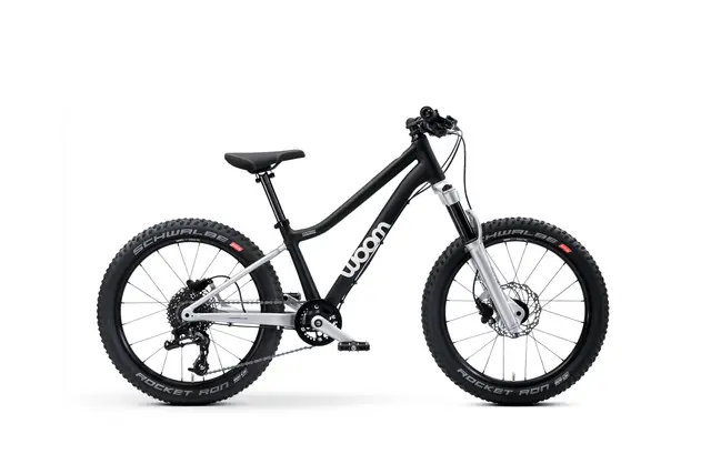 Woom OFF Air 4 20" Barnesykkel - Black 9,0 kg, 6-8 år, 118-130cm 